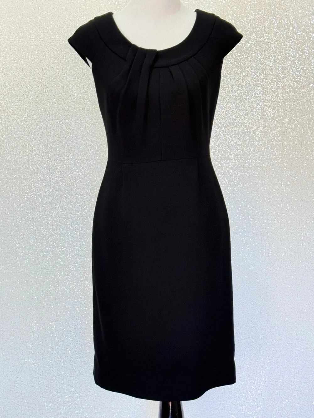 Kate Spade Raya Shift Dress Black Pleated Neck Sheath Dress Size 4 Womens